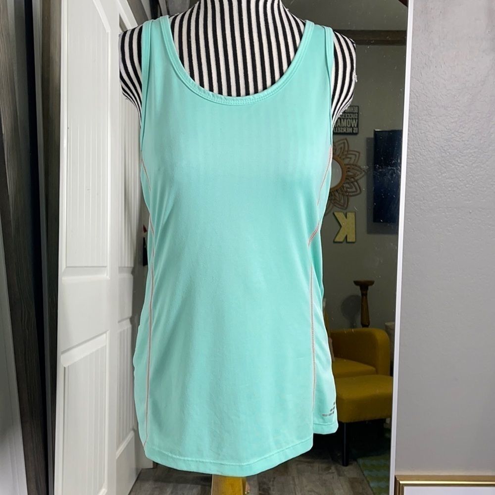 NWOT BCG yoga tank Small